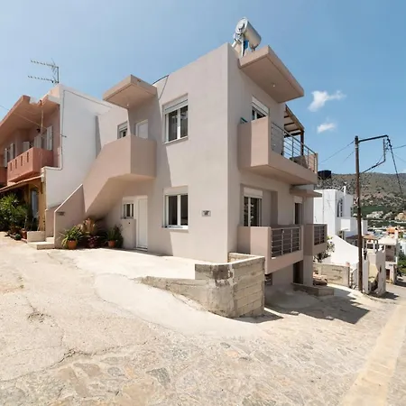 E.berdufi Sea View Apartman Elúnda